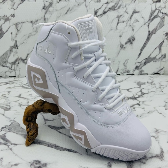 Men’s Fila MB WhiteGrey Sneakers NWT